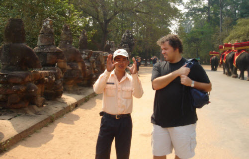 Tour Guide Arrangement